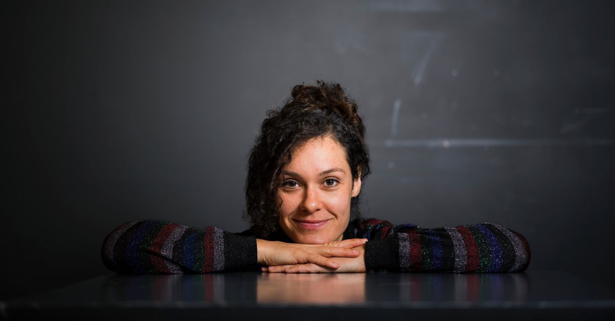 Mezzosopraan Nora Fischer: ‘Ik heb me afgevraagd of ik na de dood van mijn zus ook bevrijding mocht ervaren’