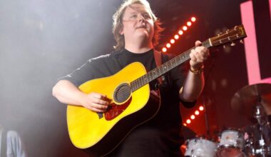 De Schotse singer-songwriter Lewis Capaldi is volgend jaar een van de trekkers van Rock Werchter.