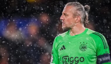 René van der Gijp keihard voor Ajax-goalie Remko Pasver