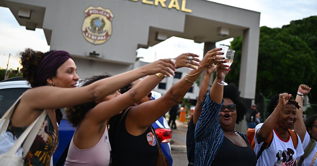 Brazilië rekent af met Bolsonaro: ex-president belandt ondanks grote druk in een sobere gevangenis