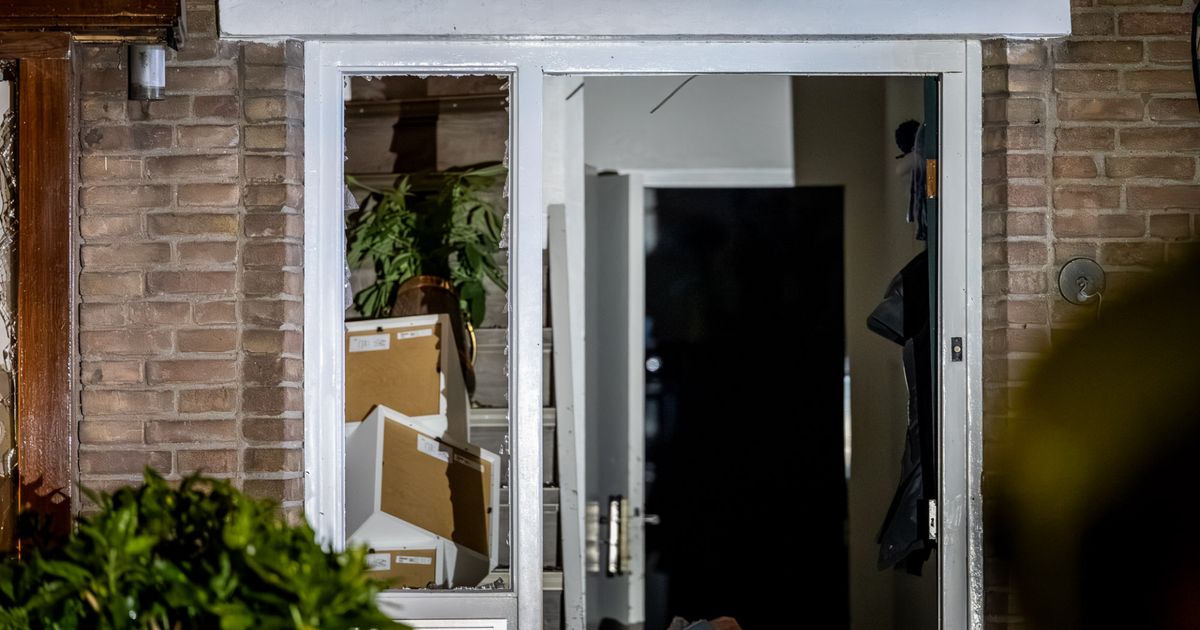 Onrust in dorp houdt aan: opnieuw grote schade na explosie bij woning - Omroep West