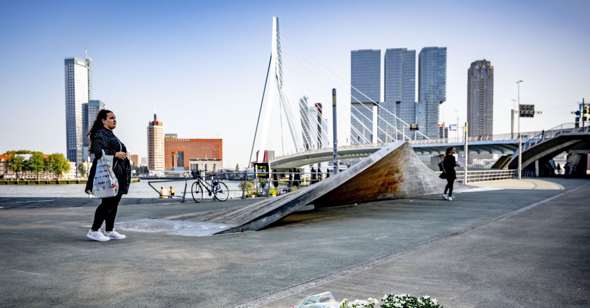 Ayoub M. overtrad in de maanden voor de dodelijke steekpartij bij de Erasmusbrug tbs-voorwaarden, risico’s werden niet goed gewogen