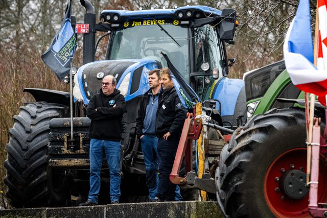 Voorman Mark van den Oever van Farmers Defence Force bij het provinciehuis van Brabant.