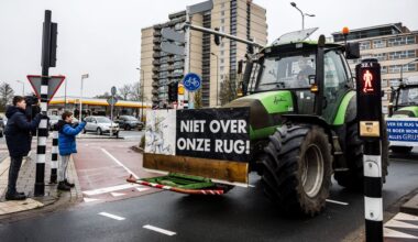 Boeren protesteren in Den Bosch tegen maatregelen voor bescherming natuur
