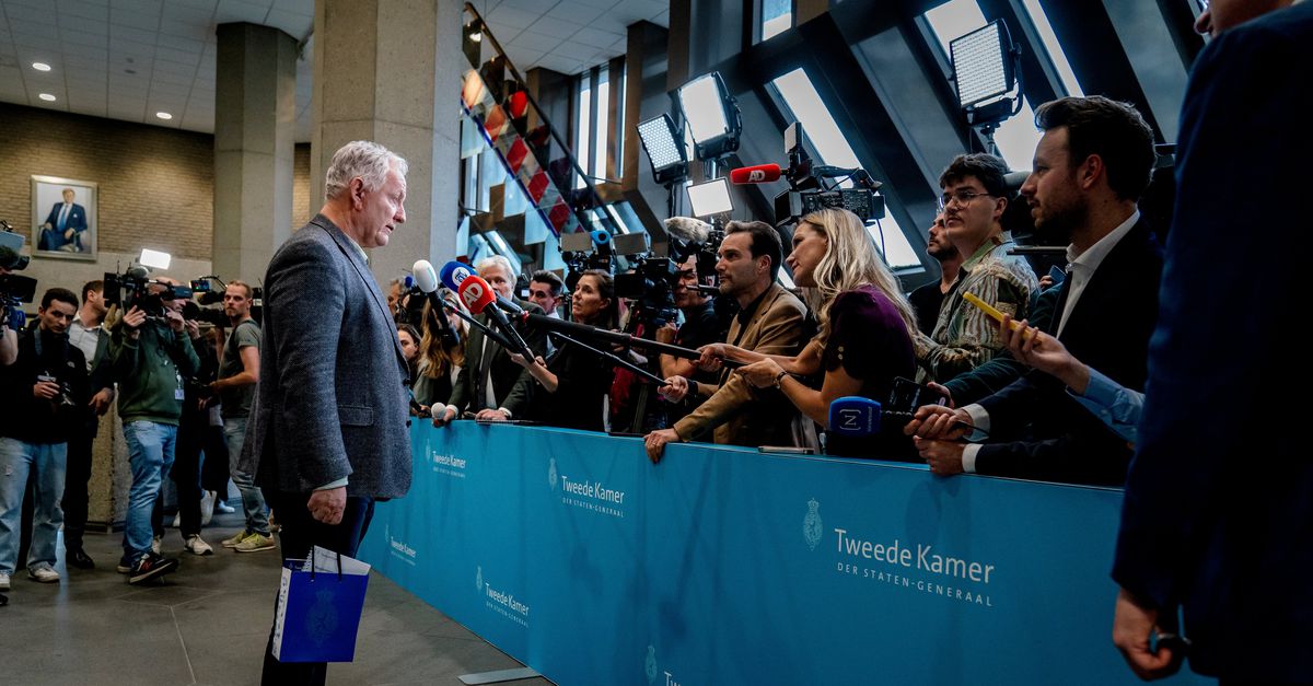 Jesse Klaver doet wat hij kan, maar in deze formatie belt iedereen met 50Plus’er Jan Struijs