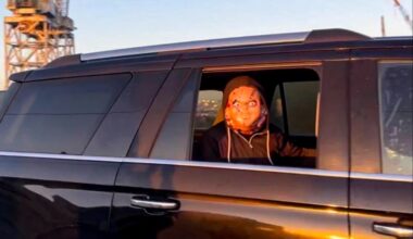 Trump dag 285: 2 miljard naar Musk voor Golden Dome, Trump renoveert Lincoln Bathroom, immigratie-agenten dragen Halloweenmaskers, Witte Huis beperkt toegang journalisten, rechters verplichten doorbetaling voedselhulp, toestemming voor aanvallen op Venezuela