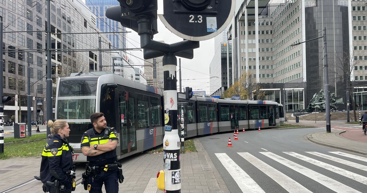 Tramverkeer ontregeld door stroomstoring, tijdelijke oplossing gevonden - Rijnmond