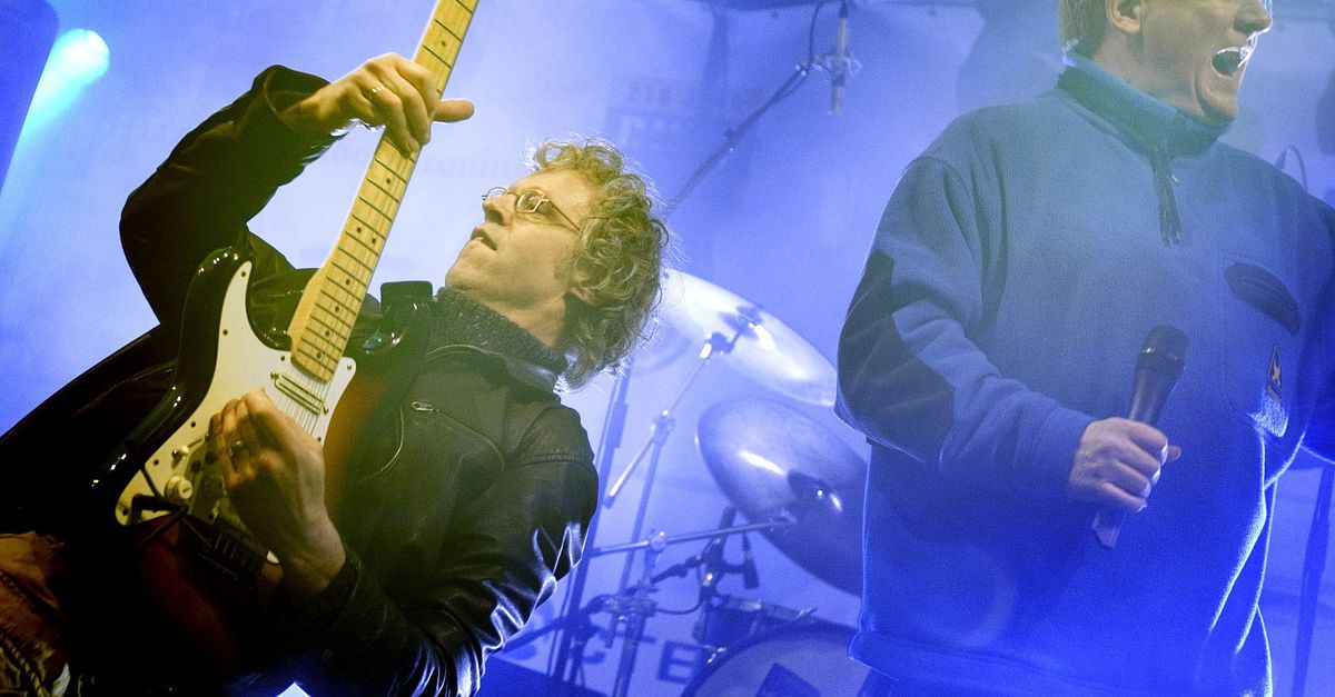 Erepenning voor Pé Daalemmer & Rooie Rinus: iconen van de Groningse streektaal