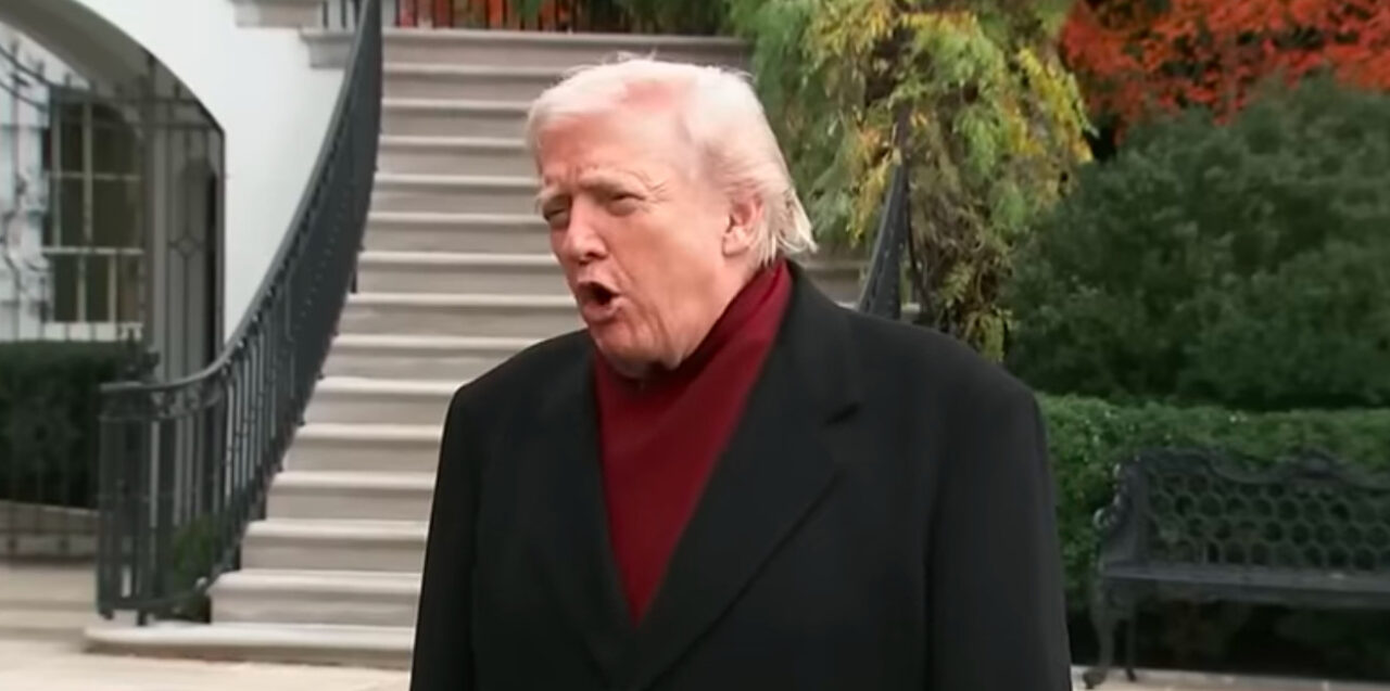 Trump dag 307: ICE-inzet in New York verhoogd dag na bezoek Mamdani aan Trump, snelle uitzettingsprocedures geblokkeerd, Rubio vertelt senatoren dat plan voor Oekraïne 'Russische wensenlijst' is, duizenden MAGA-Twitteraccounts komen uit andere landen, man die werd afgevoerd door DHS al zes weken vermist