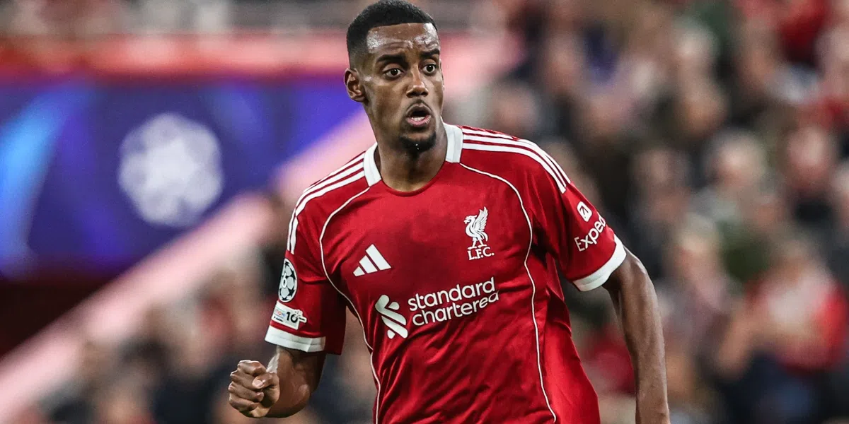 Britse pers vernietigend over Isak bij Liverpool