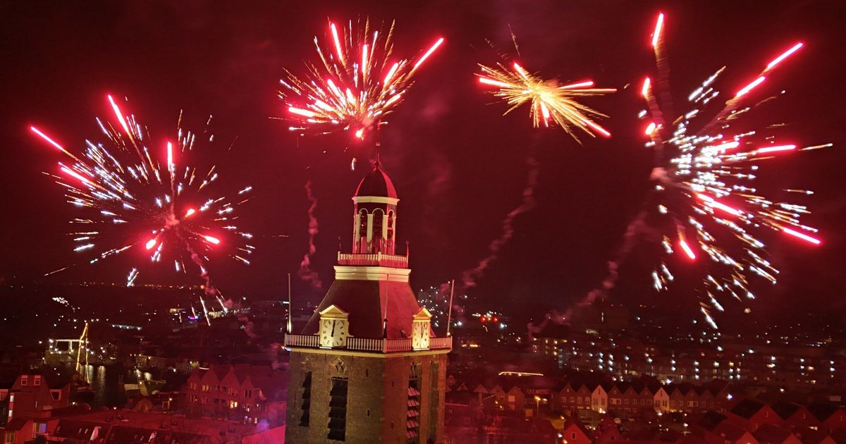 Vuurwerkverkoop schiet de lucht in: 'Mensen slaan nu groot in, straks mag het misschien niet meer' - RTV Drenthe