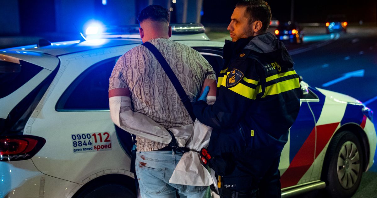 Vrouw ernstig gewond door beschieting op Kralingseplein, twee mannen gearresteerd - Rijnmond