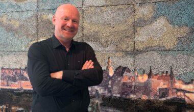 Ruim 100.000 poppetjes vormen bekend schilderij: 'Af en toe word je er knettergek van'