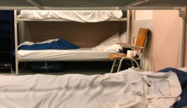 Dit is hoeveel dakloze mensen Rotterdam kan opvangen en waarom we niet weten hoeveel het er zijn