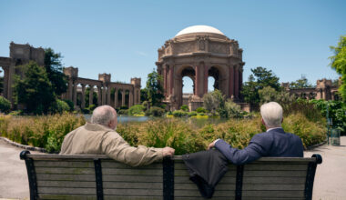 Het tweede seizoen van deze hooggewaardeerde en vrolijke crimeserie op Netflix wordt beter dan het eerste door deze interessante wijzigingen