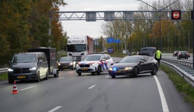 112-nieuws: Meerdere ongelukken op N7 richting Drachten • Vrachtwagen en auto botsen in Farmsum