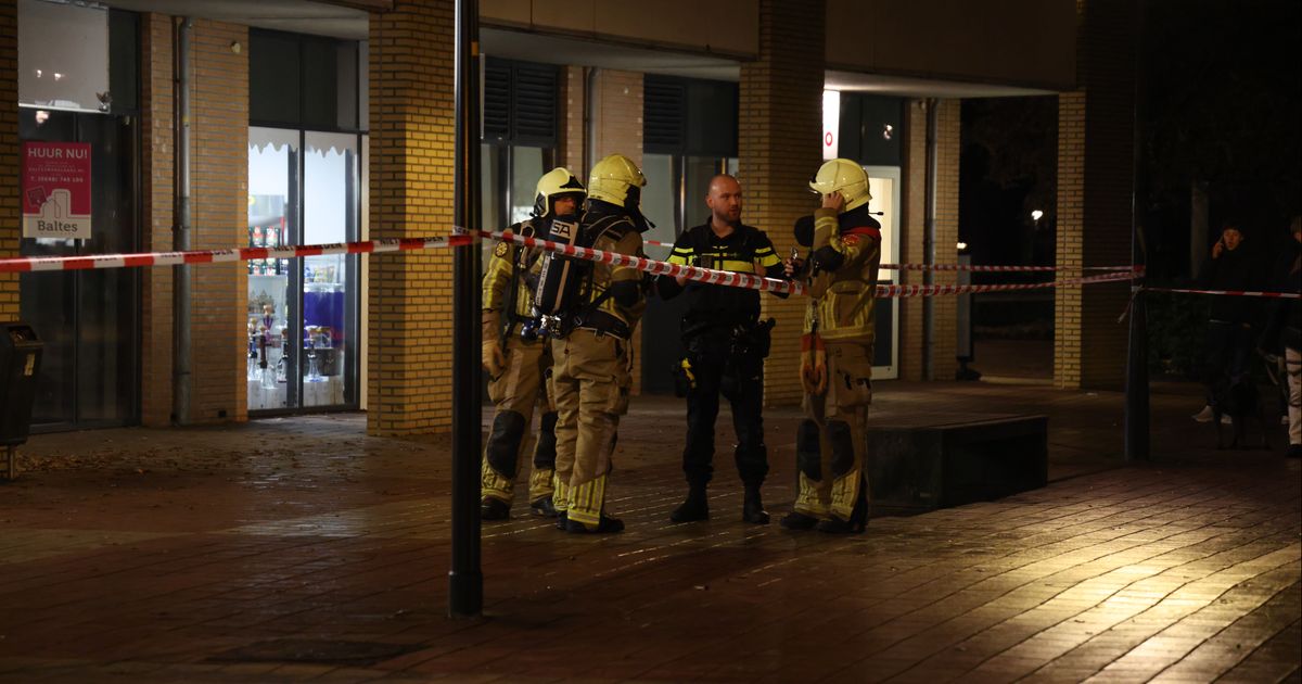 Resten zwaar vuurwerk gevonden na explosie bij verloskundigenpraktijk Nijverdal - RTV Oost