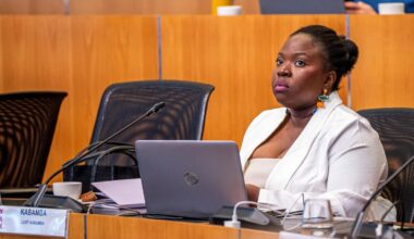 Carla Kabamba weg uit bestuur gemeenteraad omdat ze zich wil uitspreken over ombudsman