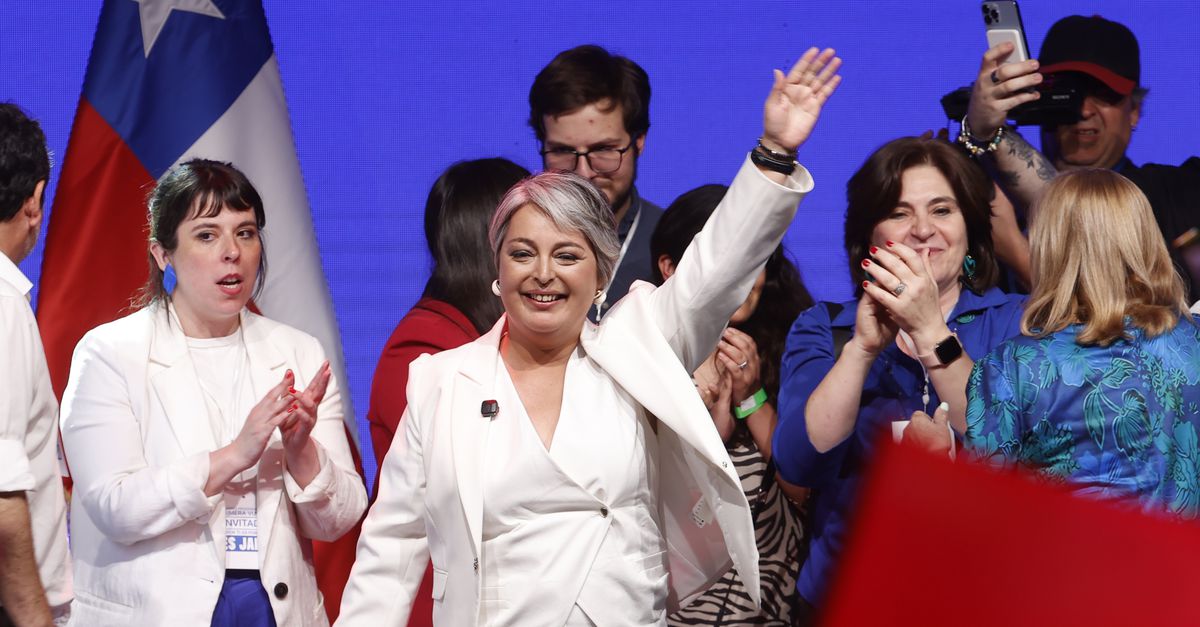 Communist Jara en extreemrechtse Kast gaan uitmaken wie de nieuwe president van Chili wordt