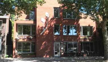 VVD stelt vragen over waarom wijkagent adviseerde geen Joods hospice in Nieuw-West te openen vanwege veiligheid