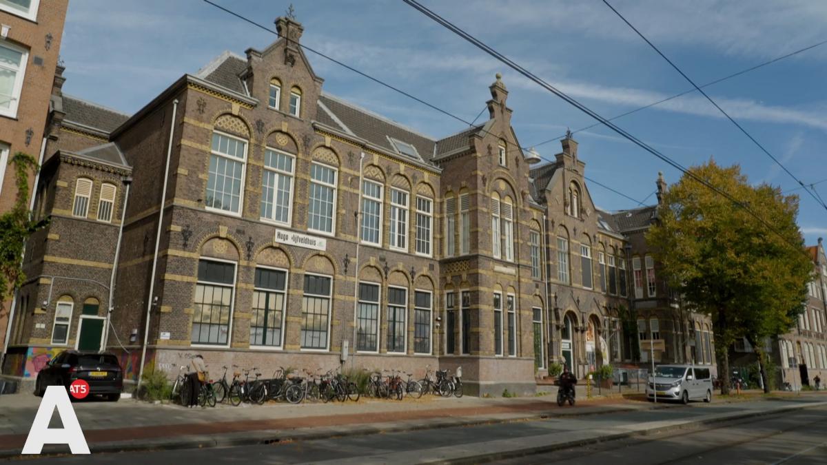 Koning Willem-Alexander opent morgen het Suriname Museum