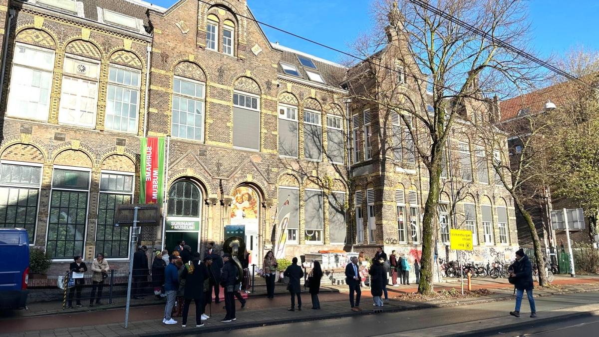 Opening Suriname Museum vanmiddag live op AT5