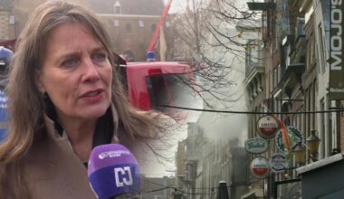 Brand in historisch centrum Alkmaar onder controle na urenlange strijd