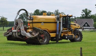 Boeren mogen jarenlang geen mest uitrijden op provinciale grond Overijssel