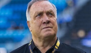 Dick Advocaat niet bij cruciale wedstrijd Curaçao: 'Familie belangrijker'