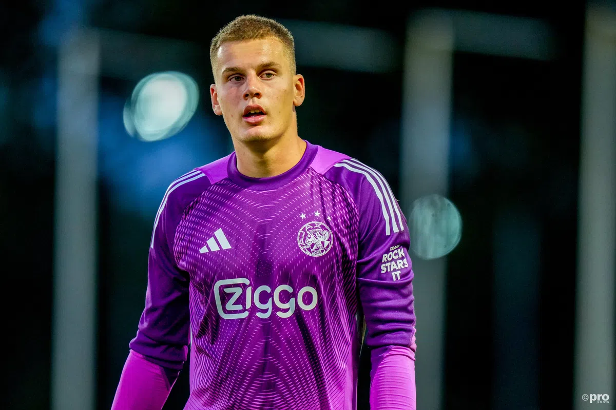 Praat mee op VP: Helmond Sport - Jong Ajax
