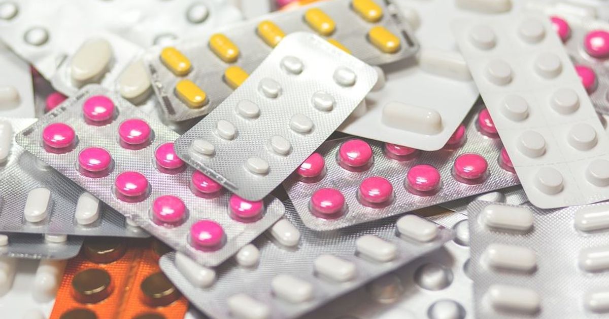 'Mogelijk vrouw in buurt van Rotterdam overleden door slikken neppillen' - rijnmond.nl