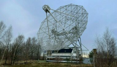 Bijzonder moment voor Radiotelescoop Dwingeloo: 'Tweehonderd mensen luisteren naar het ritme van het restant van een ontplofte ster'