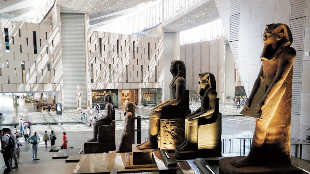 Egypte opent prestigieus museum, Schoof bezoekt president - Het Financieele Dagblad