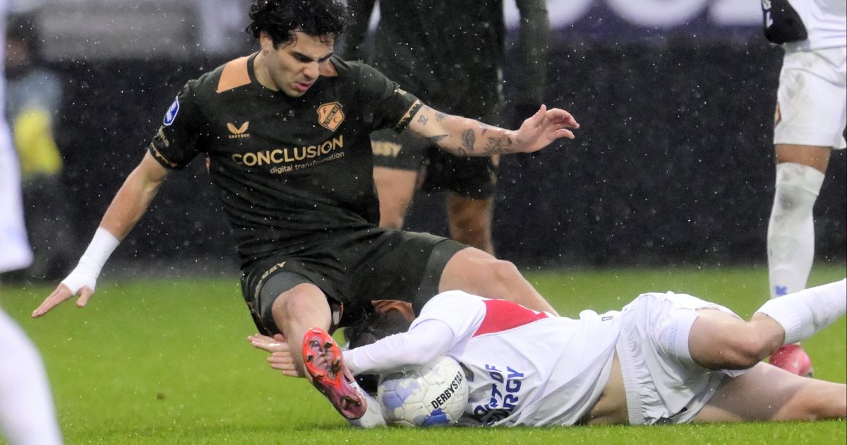 Luister hier live naar Telstar - FC Utrecht | Geen treffers bij rust - RTV Utrecht