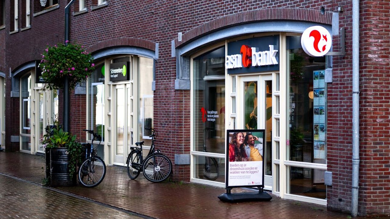 ASN Bank gaat tot 950 arbeidsplaatsen schrappen - Het Financieele Dagblad