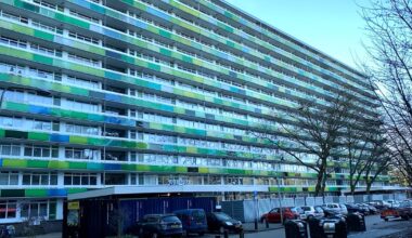 Balkons en galerijen moeten worden ondersteund in Zeist: advies om geen zware spullen te plaatsen - RTV Utrecht