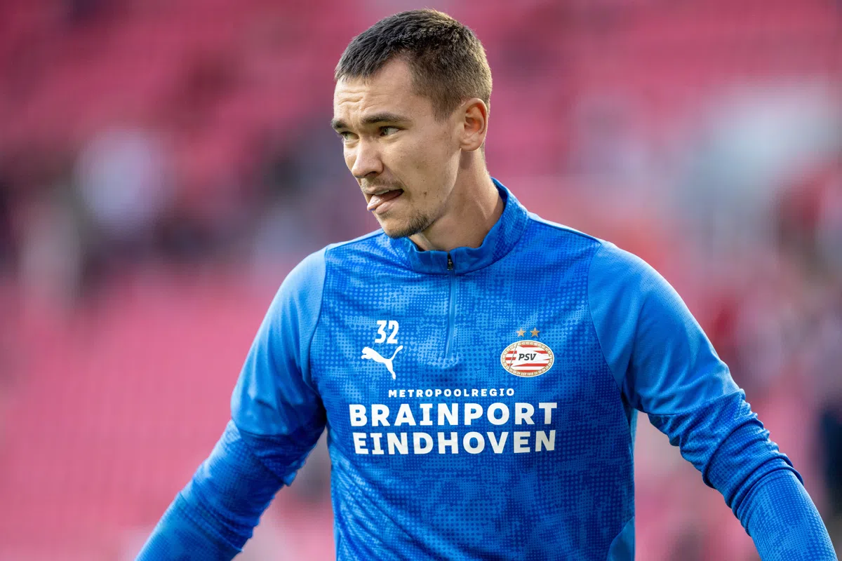 Matej Kovar reageert koeltjes op keepersdiscussie bij PSV