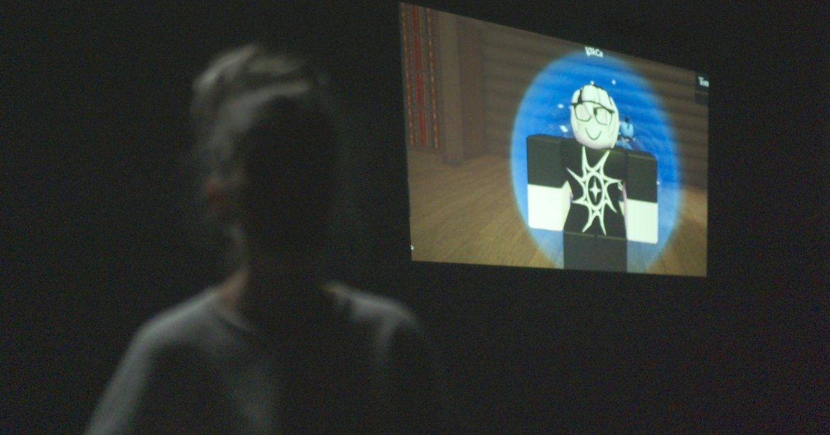 Moeder Karin vertelt anoniem hoe haar dochter Tanya online geronseld werd voor 'The Cult of Spawn'