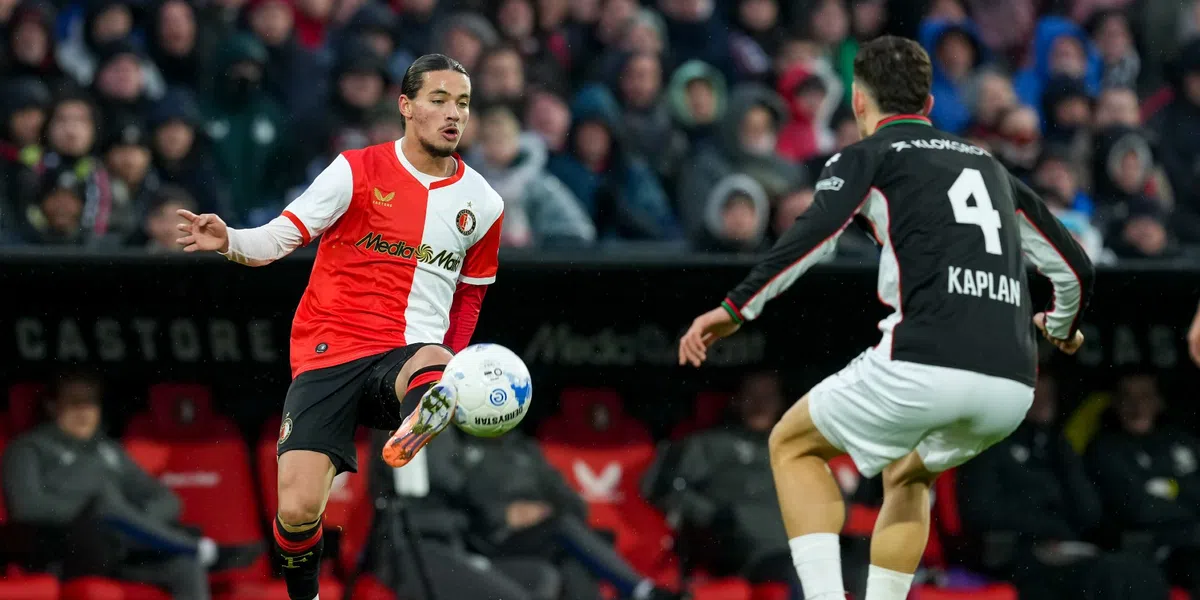 Driessen en Derksen fileren Hadj Moussa-wissel van Van Persie bij Feyenoord