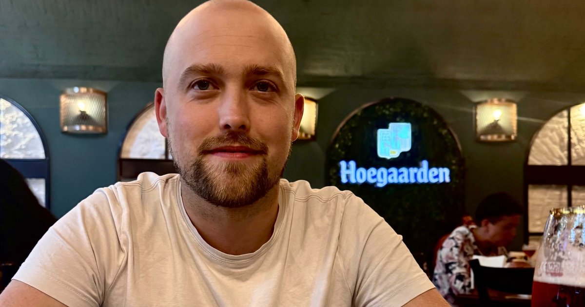 Rick Naebers merkte 7 jaar geleden voor het eerst dat zijn haar dunner werd