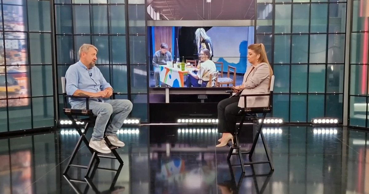 Presentatrice Olesya Turchin werkt voor Kyiv TV, waar ze nu ook over luchtigere onderwerpen praten