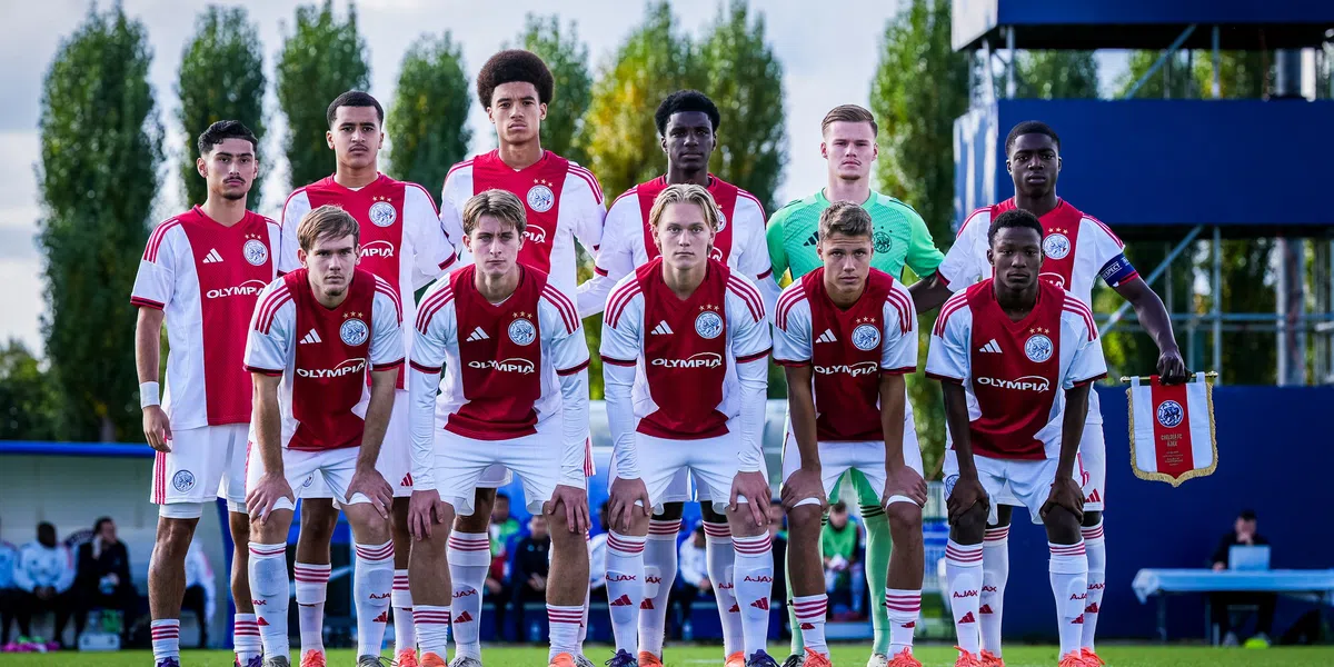 Ajax O19 krijgt flink pak slaag van Benfica