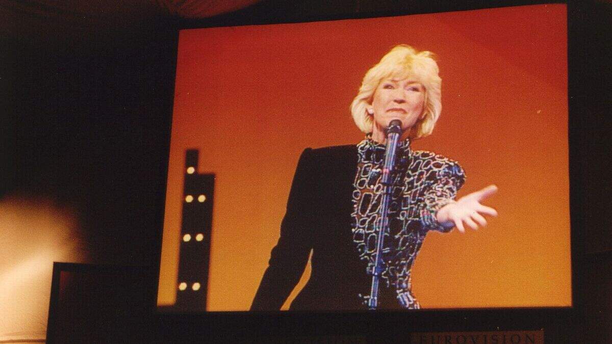Willeke Alberti tijdens haar optreden op het Eurovisie Songfestival