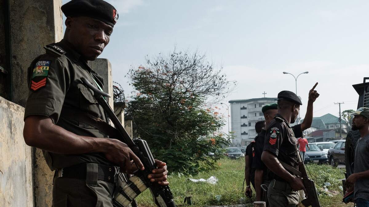 Beeld ter illustratie: politieagenten in Nigeria.