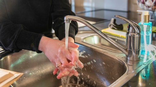 Kraanwater duurder voor veel Nederlanders volgend jaar, dit is waarom