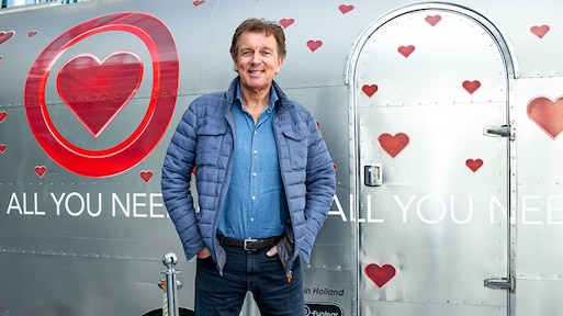 Robert ten Brink kondigt nieuw seizoen All You Need Is Love aan