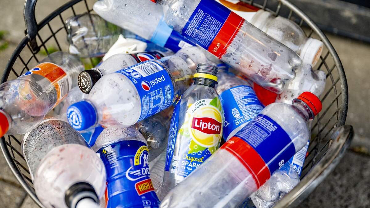 Verpact slaagt er al langere tijd niet in om 90 procent van de statiegeldflesjes in te zamelen voor hergebruik.