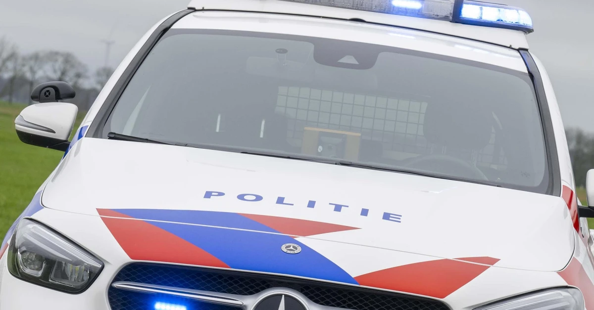 Auto vlucht met 250 km/u na politiecontrole, tot tank leeg is