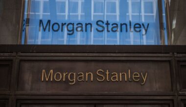 Amerikaanse bank Morgan Stanley betaalt megaboete en ontloopt zo een strafzaak - Follow the Money