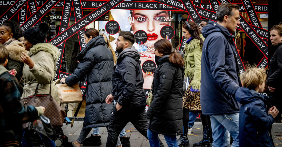 Zo trap je niet in de nepaanbiedingen van Black Friday